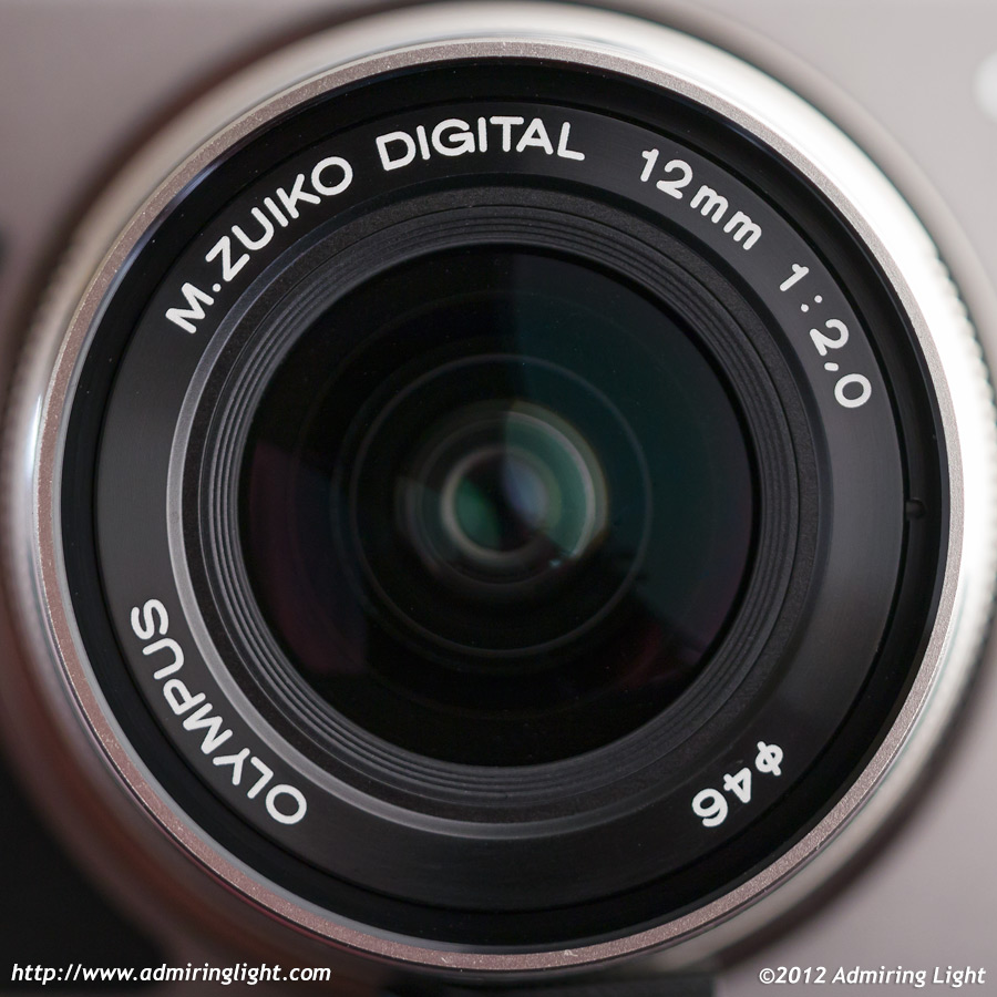 Review: Olympus M.Zuiko 12mm f/2 - Admiring Light