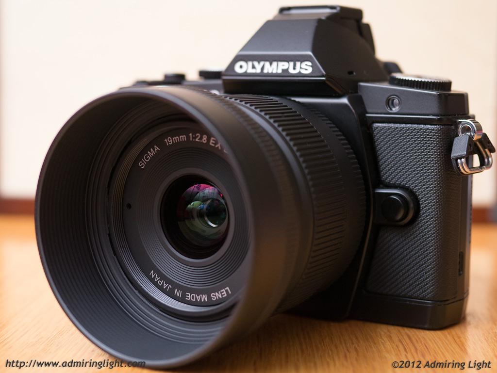 Review: Sigma 19mm f/2.8 EX DN - Admiring Light