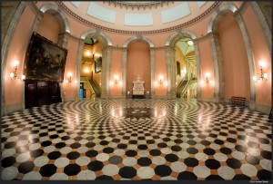 Ohio Statehouse - Fujifilm X-M1 with Rokinon 8mm f/2.8 Fisheye @ ISO 2500