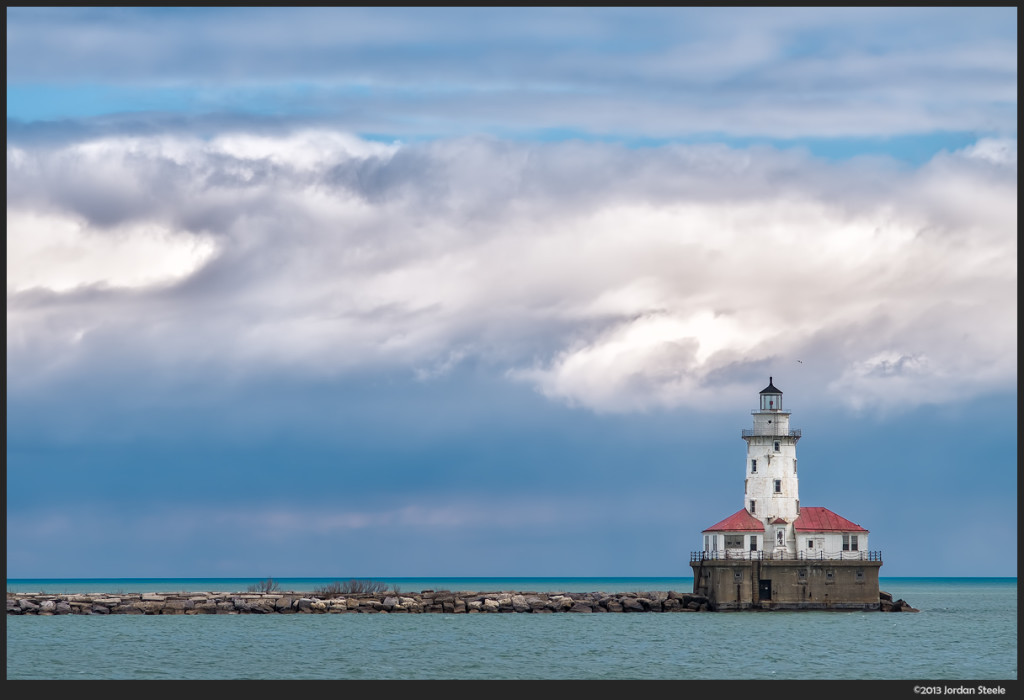 Chicago Harbor Lighthouse - Fujifilm X-E1 with Zeiss Sonnar 90mm f/2.8