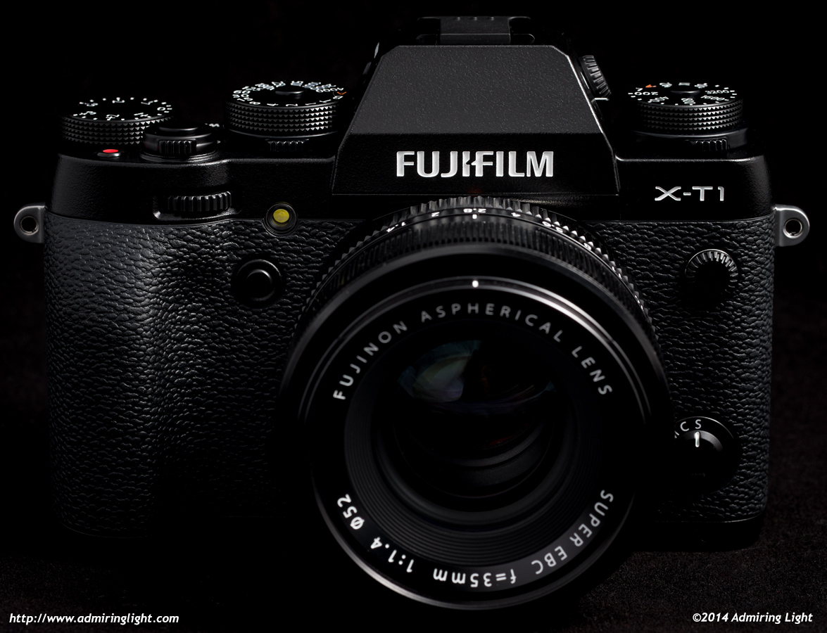 Review: Fujifilm X-T1 Admiring Light