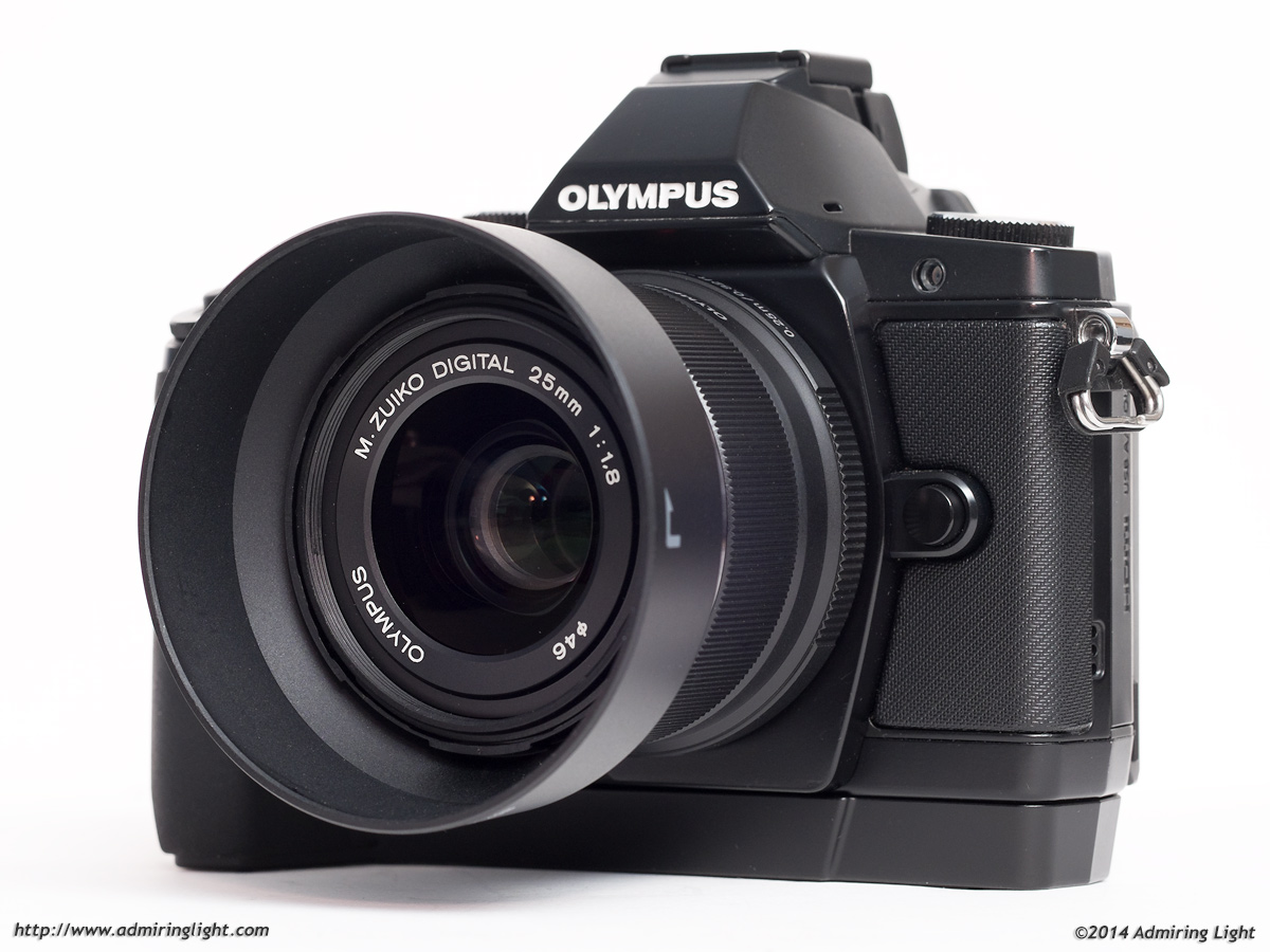 Review: Olympus M.Zuiko 25mm f/1.8 - Admiring Light