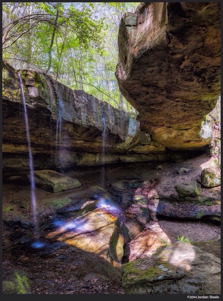 Rock Bridge - Fujifilm X-E2 with Fujinon XF 14mm f/2.8 @ f/8, 20 seconds