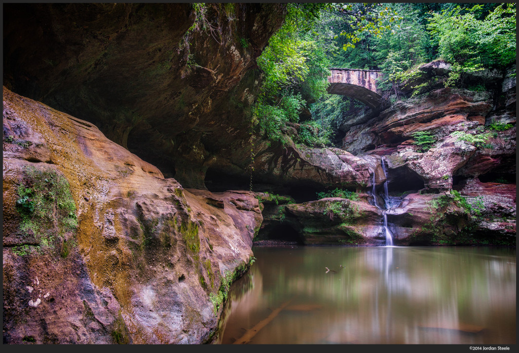Upper Falls, Hocking Hills, OH - Sony a6000 with Sigma 19mm f/2.8 @ ISO 100