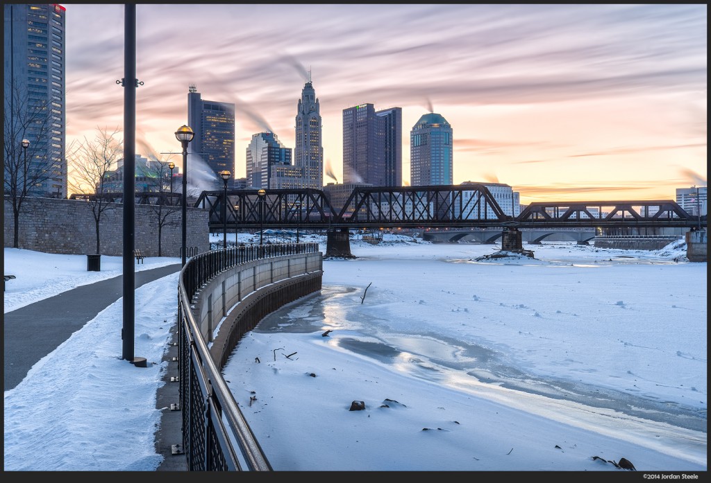 Frozen Dawn - Fujifilm X-T1 with Fujinon XF 23mm f/1.4 @ f/16, 25s, ISO 200