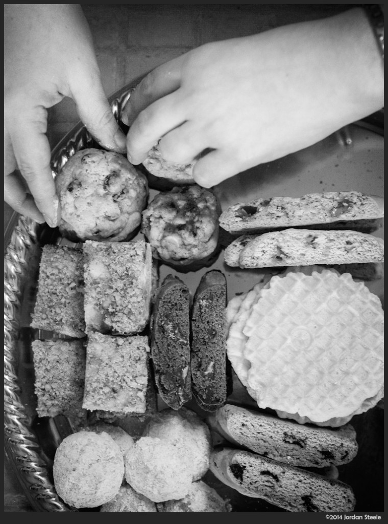 Cookies - Sony a6000 with Sony 35mm f/1.8 OSS @ f/1.8