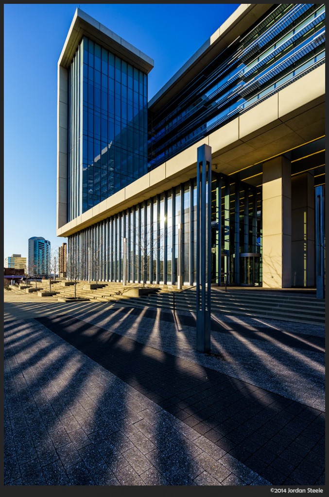 Courthouse Lines - Sony A7II with Carl Zeiss FE 16-35mm f/4 OSS @ 16mm, f/8, 1/200s, ISO 100