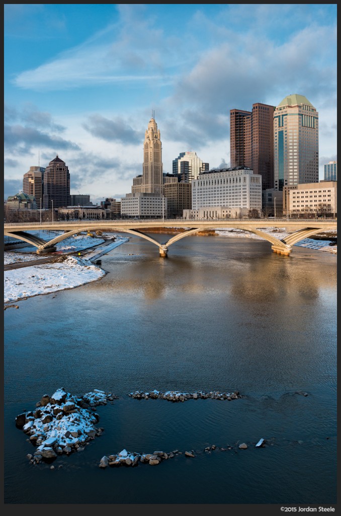 Columbus and the Scioto - Samsung NX1 with Samsung 16-50mm f/2-2.8 @ 20mm, f/8, 1/80s, ISO 100