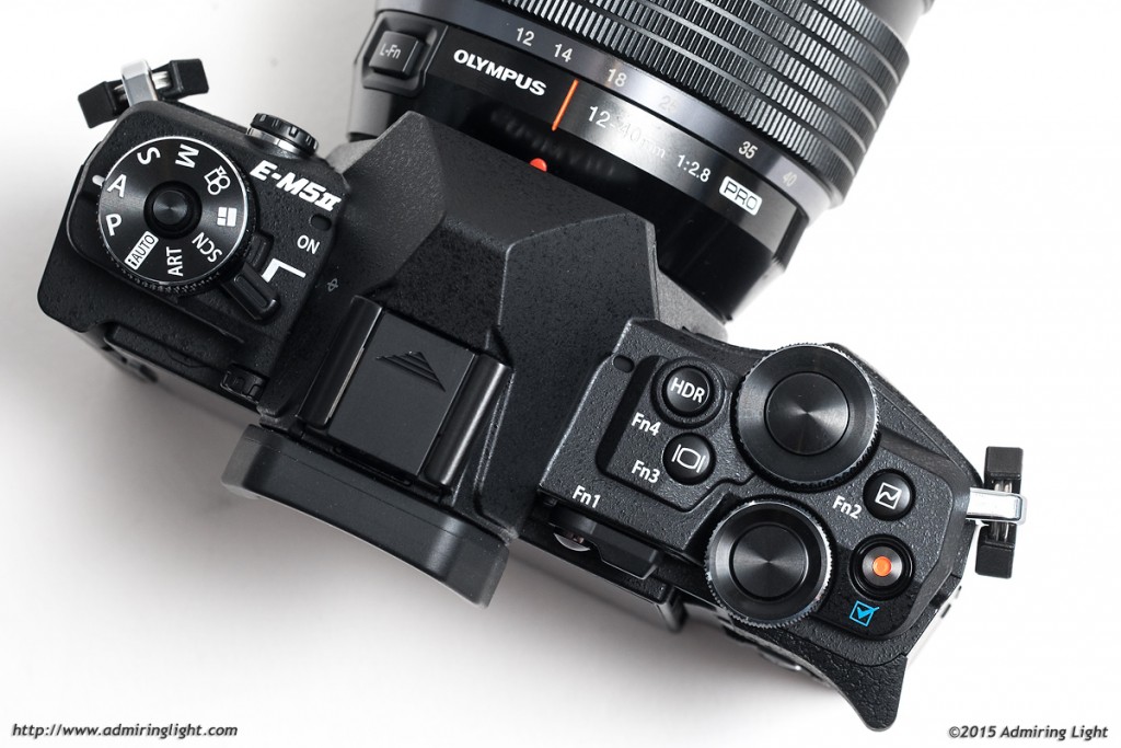 Review Olympus Om D E M5 Mark Ii Admiring Light