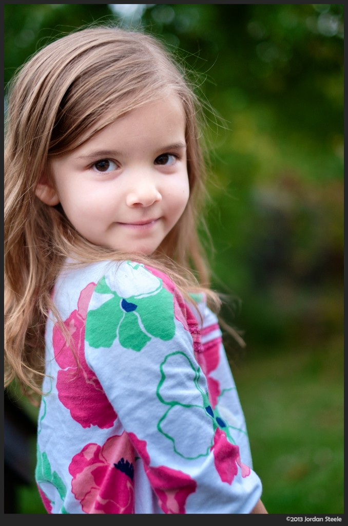 Outdoor Portrait - Fujifilm X-E1 with Fujinon XF 35mm f/1.4 @ f/1.4