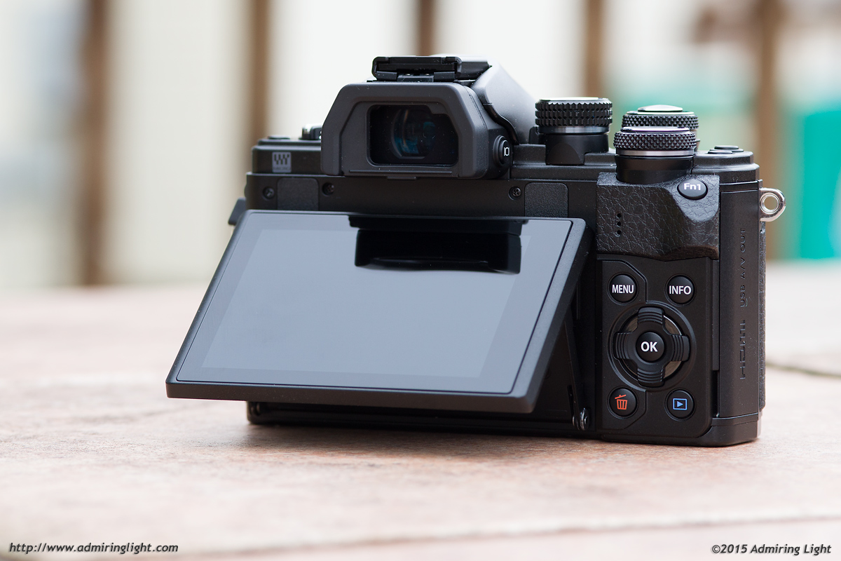 Review: Olympus OM-D E-M10 Mark II - Page 2 of 5 - Admiring