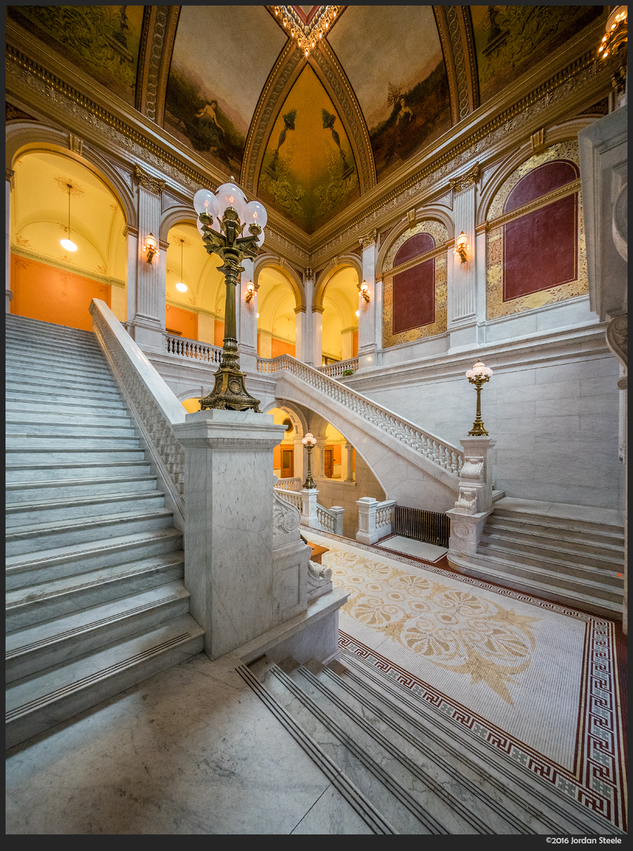 Statehouse Staircase - Sony A7 II with Voigtländer 10mm f/5.6 @ f/8