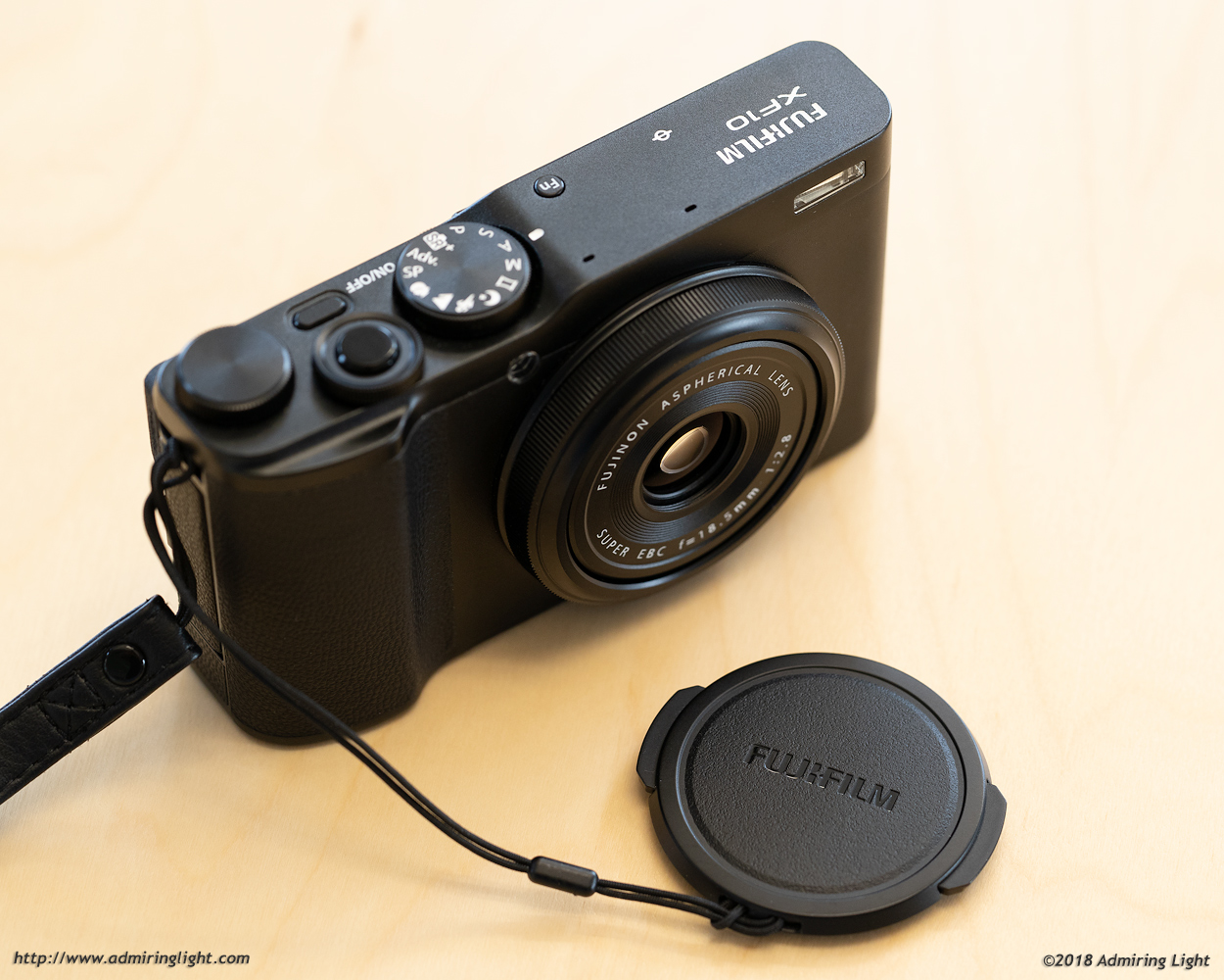 Review: Fujifilm XF10 - Admiring Light