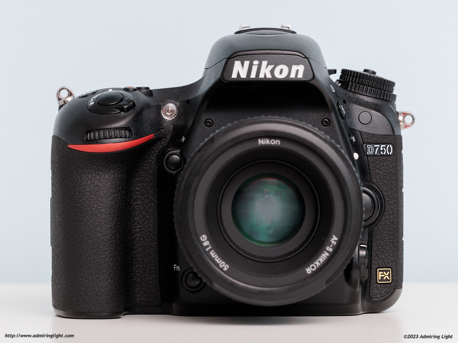 Revisiting the DSLR - Is Mirrorless Really Better? - Admiring Light