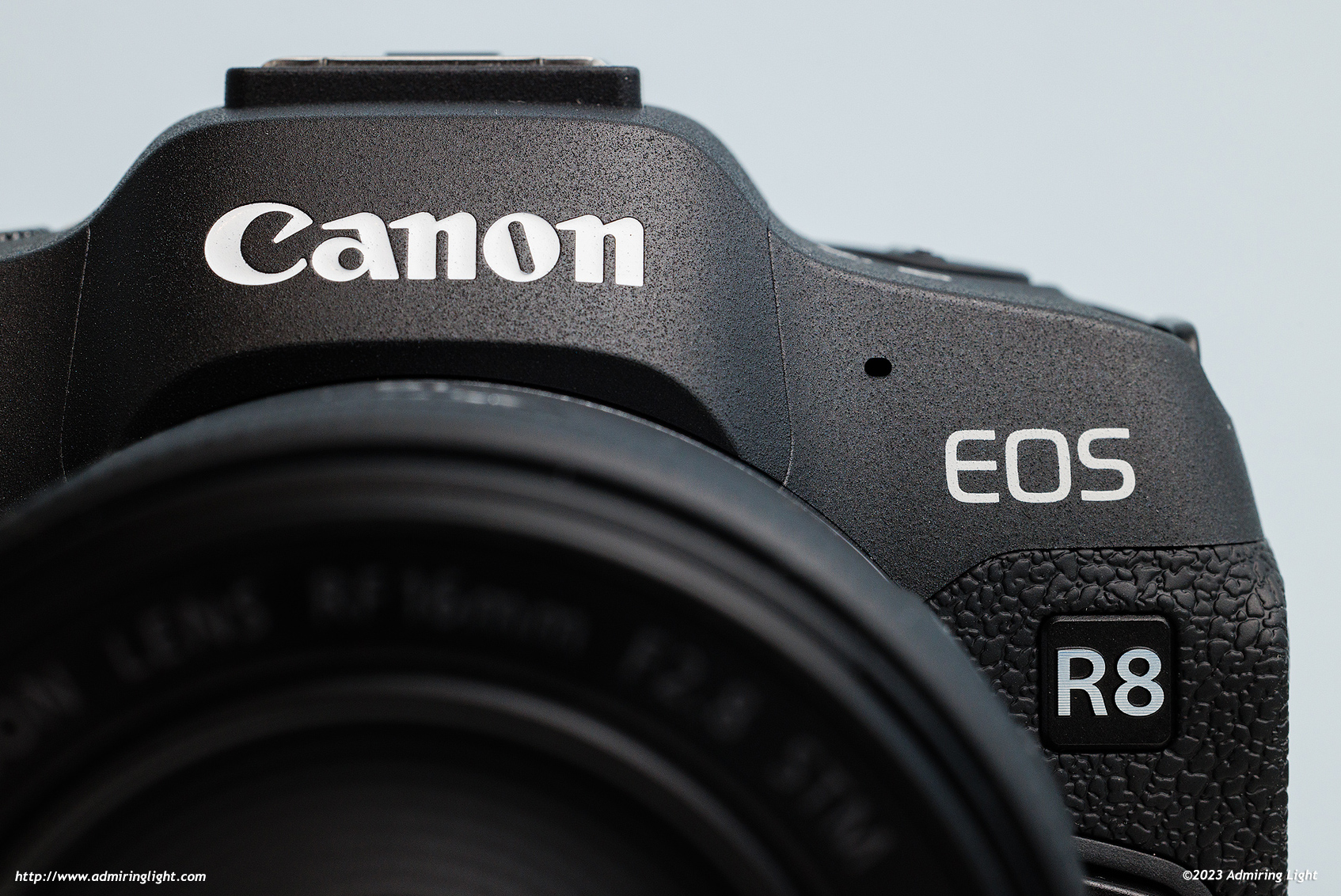Camera Review: Canon EOS R8