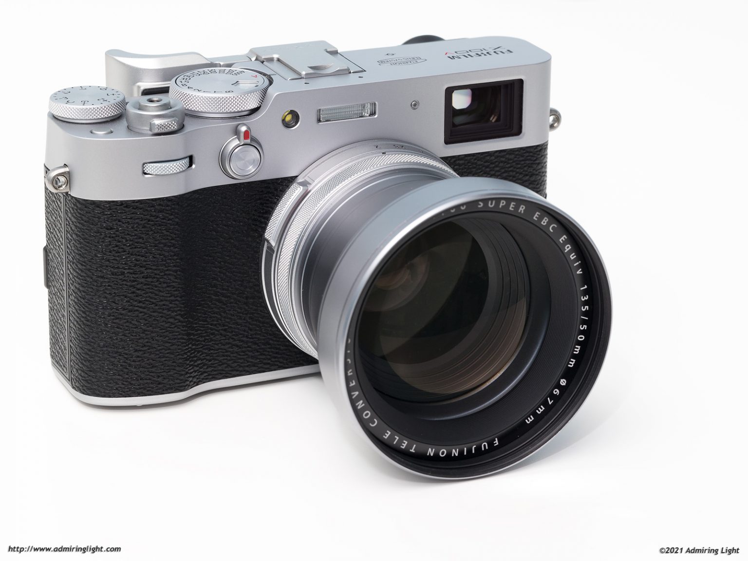 Review: Fujifilm X100V